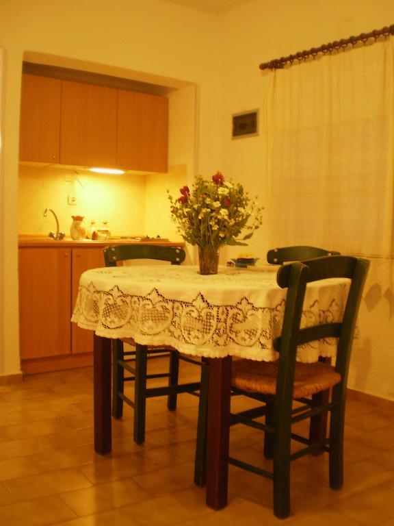 Stella Mare Apartments Элунда Номер фото